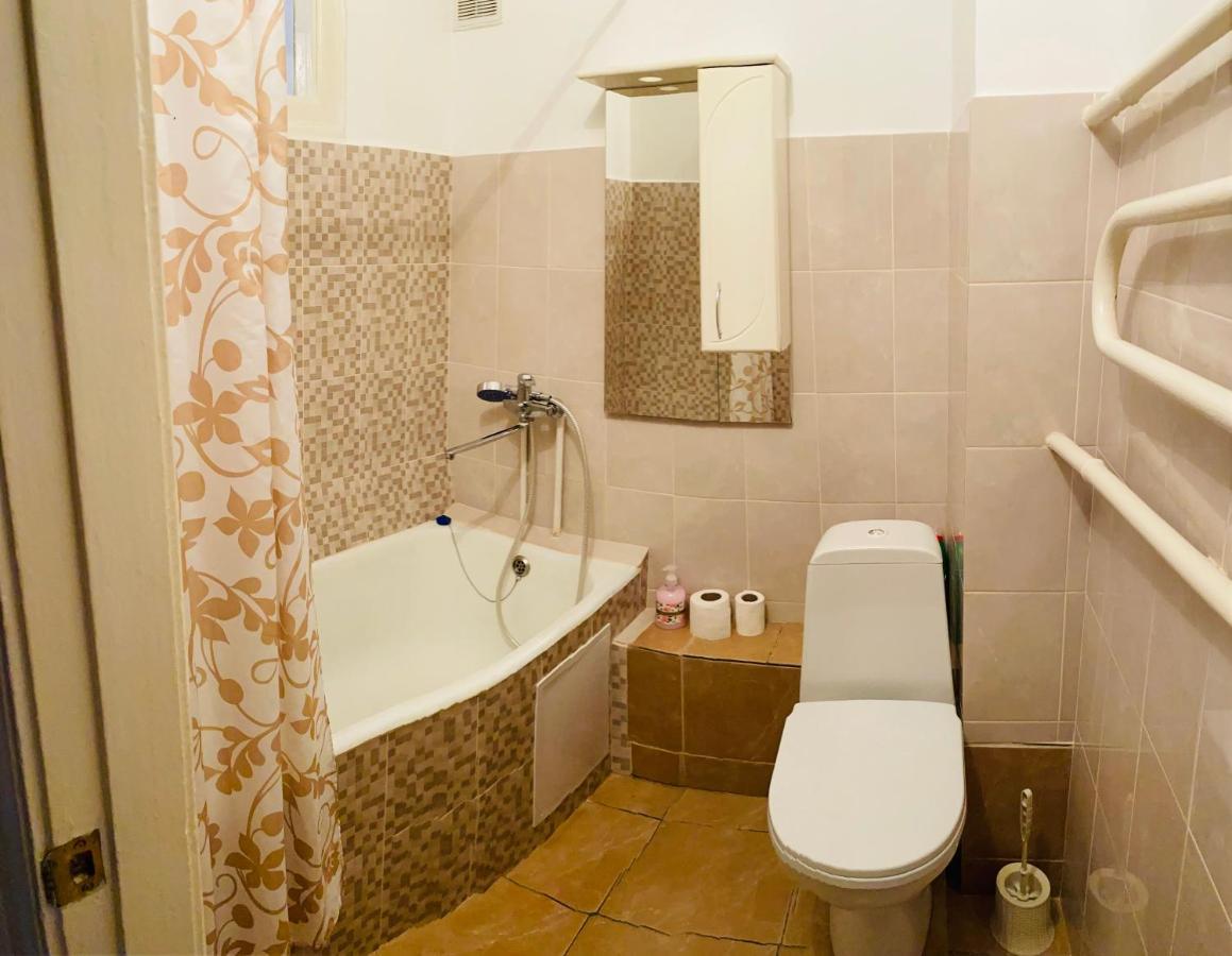 Like Home Apartments&Rooms Алма Ата Екстериор снимка