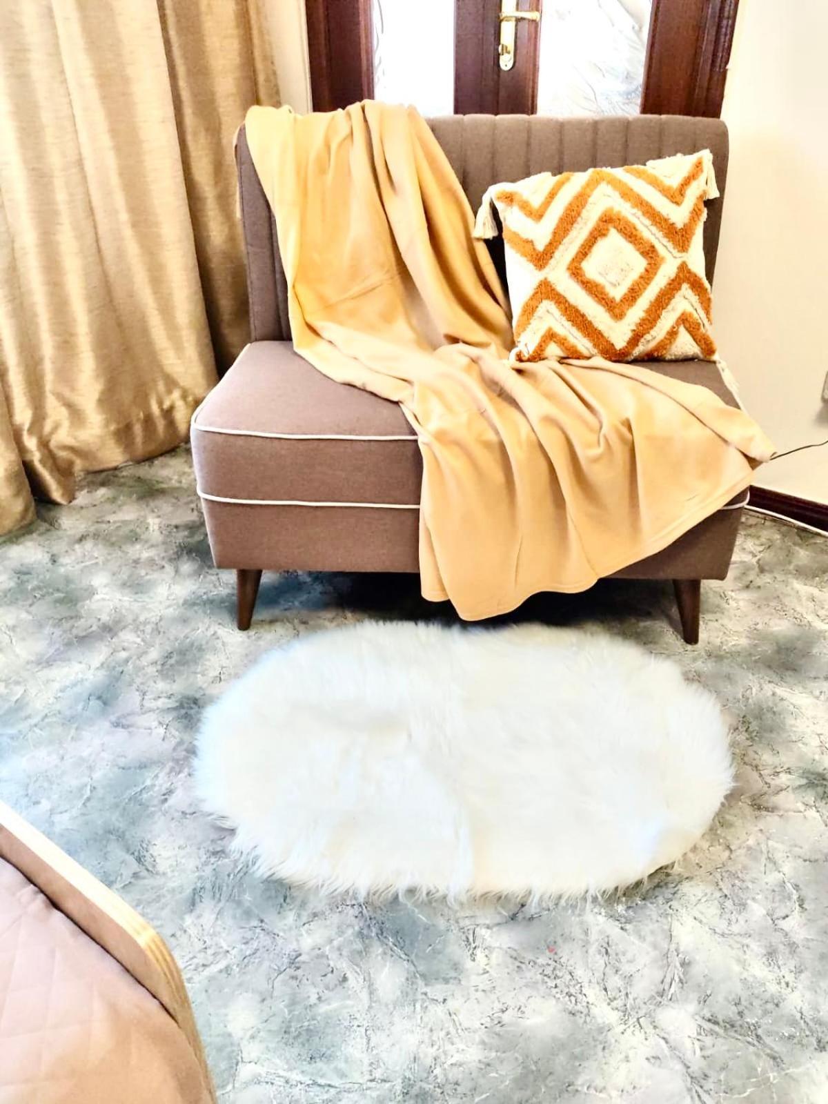 Like Home Apartments&Rooms Алма Ата Екстериор снимка