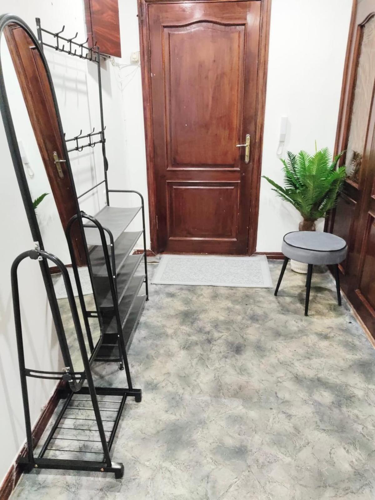 Like Home Apartments&Rooms Алма Ата Екстериор снимка