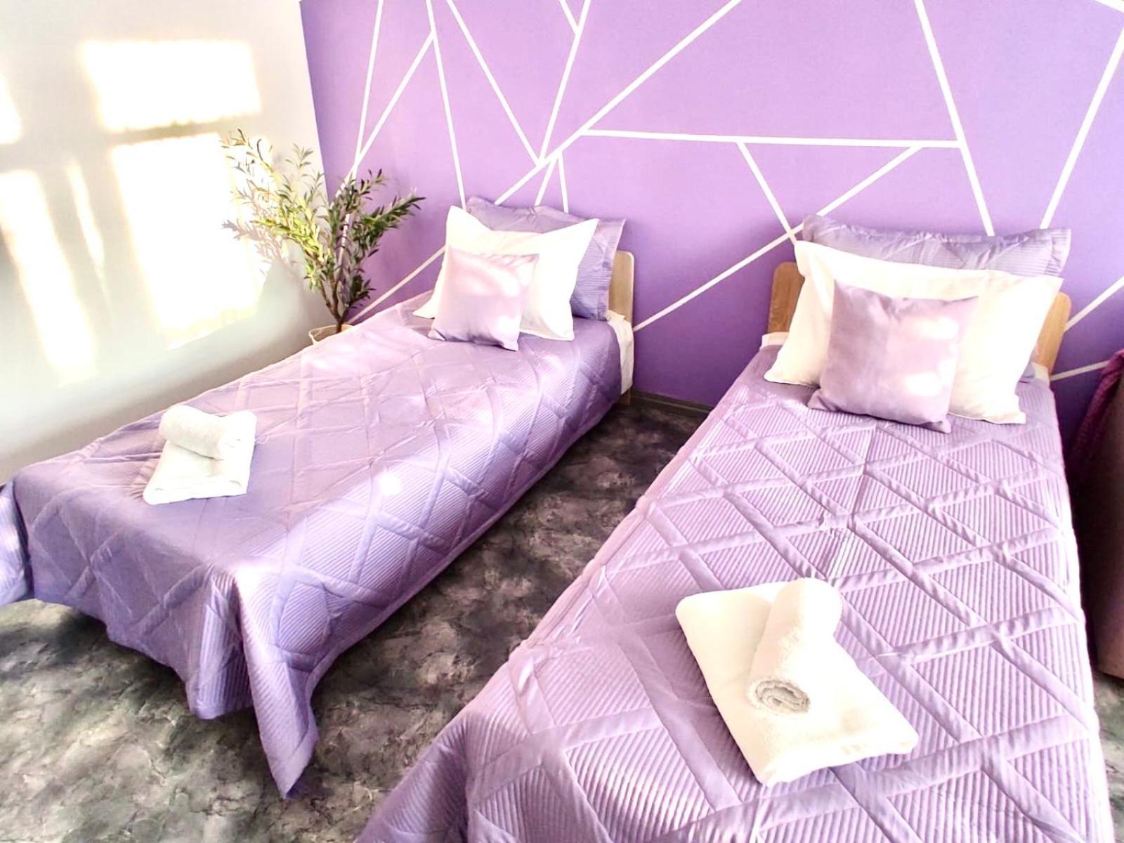 Like Home Apartments&Rooms Алма Ата Екстериор снимка